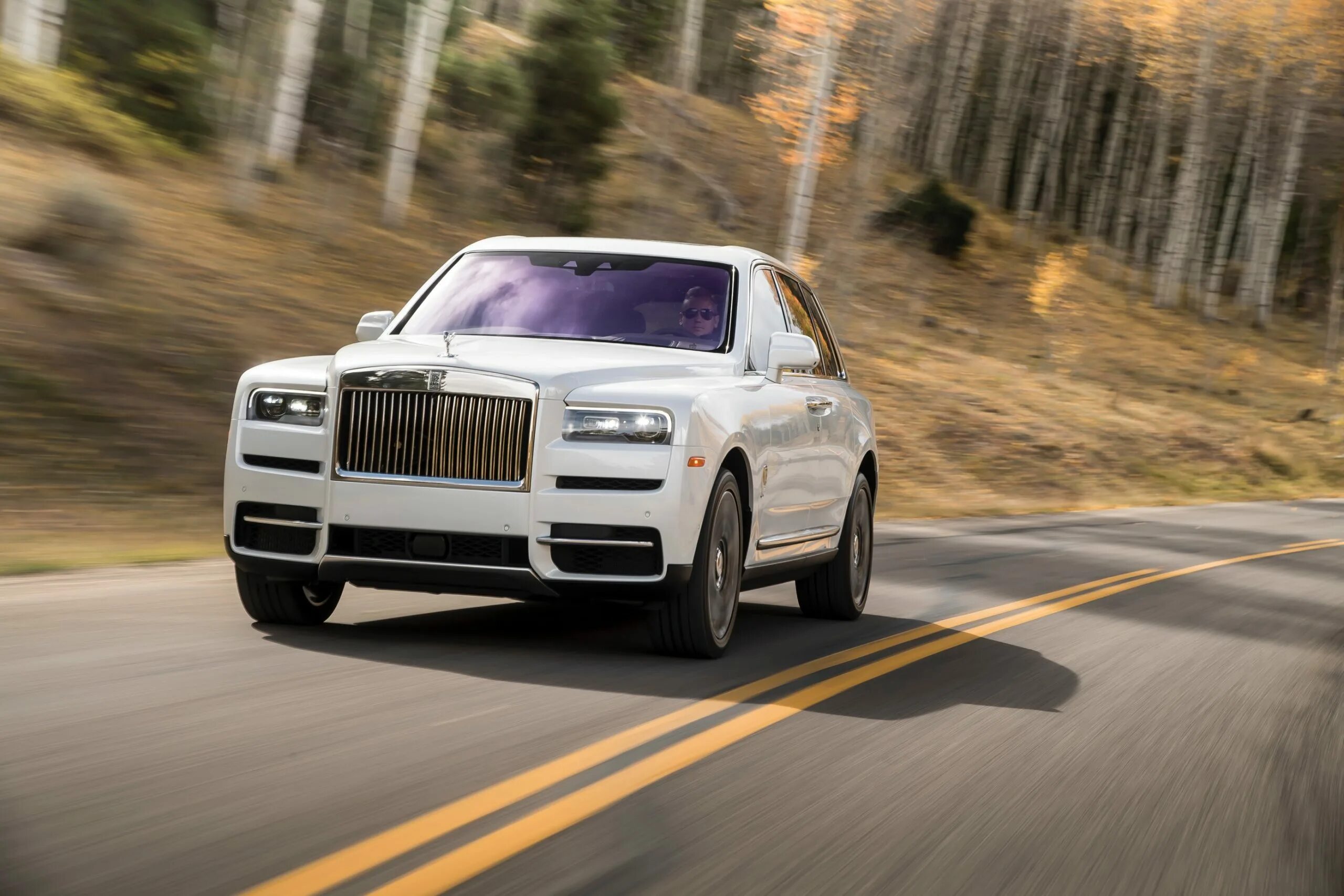 Роллс ройс калинан. Роллс Ройс джип 2022. Роллс Ройс Куллинан. Джип Rolls Royce Cullinan. Роллс Ройс Каллинан 2022.