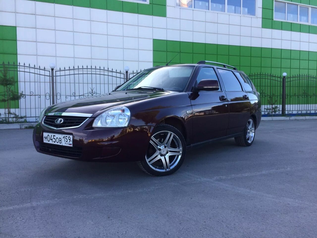 Диски на приору универсал. Диски на приору универсал. Приора универсал черная r15. Диски на приору универсал. Лада приора универсал r16.