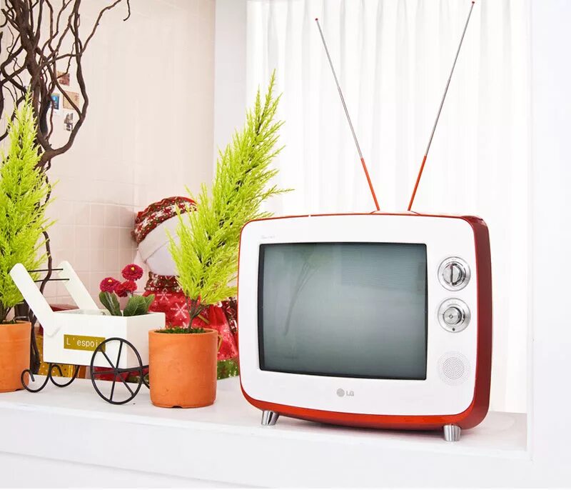 Т д тв. LG Retro Classic TV. LG serie 1 Retro Classic. LG serie 1 CRT. LG TV Retro 14sr1ab.