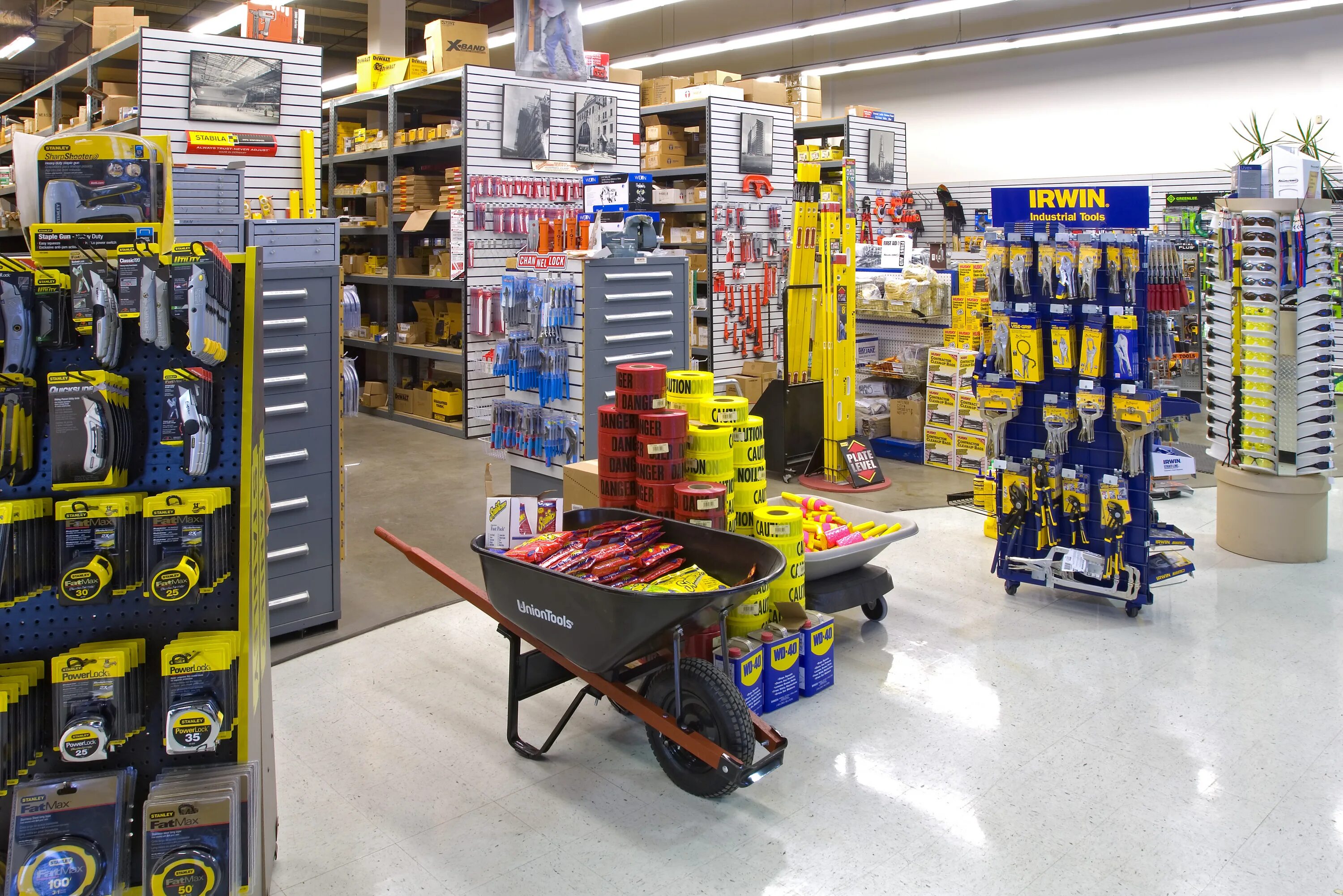 интерьер магазина косметики. калининград ленинский проспект 30 калининград плаза. Art store art store. Shop shop магазин. магазин спортивного питания.