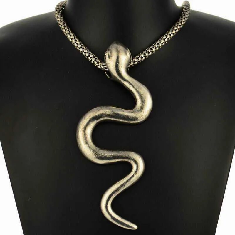 колье из бисера в виде змеи. бисероплетение змея. ожерелье в виде змеи. роберто ковали серьги змеи. колье змея золото.