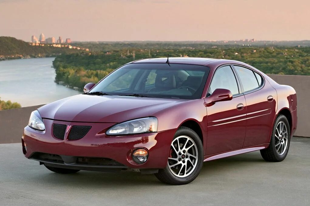 Moscow grand prix. Pontiac grand prix 1992. Grand prix 4 2008. Viper grand prix 50. Pontiac grand prix.