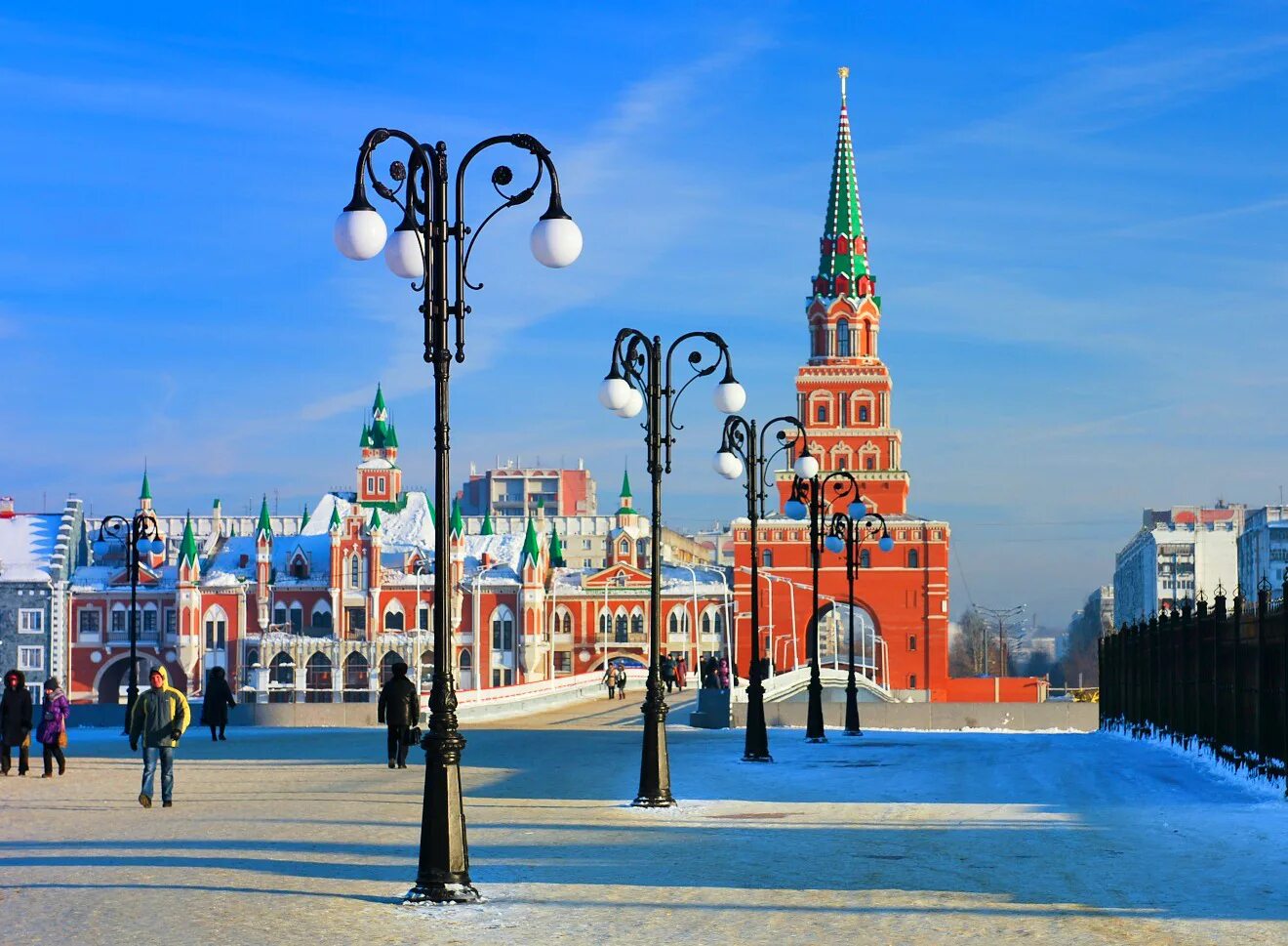 Йошкар-ола экскурсии. Столица республики марий эл - йошкар-ола зимой. Новогодняя йошкар-ола казань. Марий эл набережная брюгге. Республиканский театр кукол йошкар-ола.