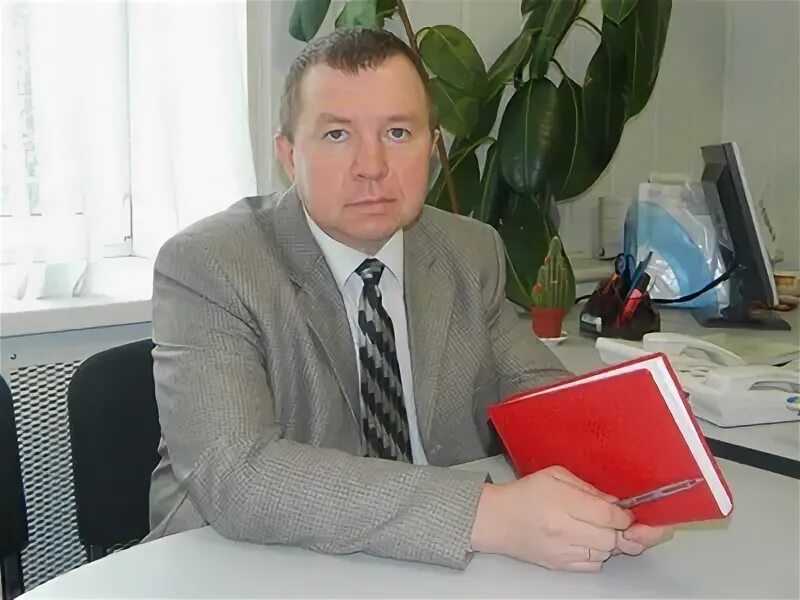 Жкх качканар телефон. Наш дом качканар. Жкх качканар. Качканар 8 микрорайон дом 18. Жкх качканар.