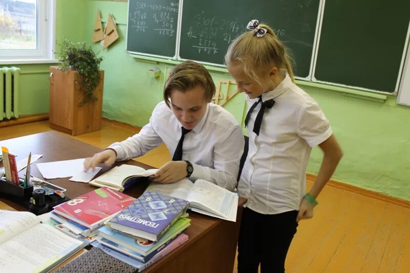 День самоуправления в школе. Прически на день самоуправления. День самоуправления в школе фото. Шумилова школа день самоуправления.