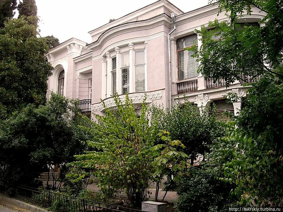 Ялтинский «музей леси украинки». Дом леси украинки в ялте. Ялтинский историко-литературный музей ялта. Ялтинский музей пушкинская. Музеи ялты.