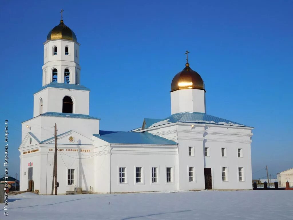 каменный брод самарская область красноармейский район. каменный брод самарская область красноармейский район. покровская церковь с. каменный брод красноармейский район храм. храм в каменном броде самарская область.