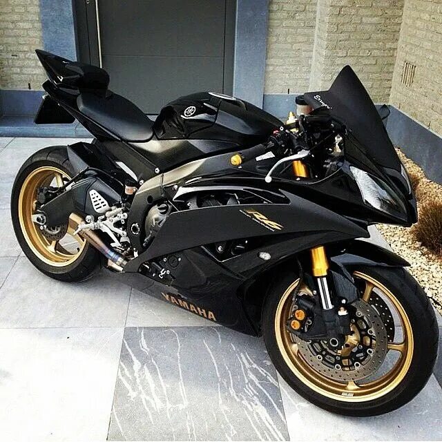 Мотоцикл ямаха р6. Yamaha YZF r6 Black. Yamaha YZF-r6. Yamaha YZF-r6 черный. Yamaha YZF r6 2020.