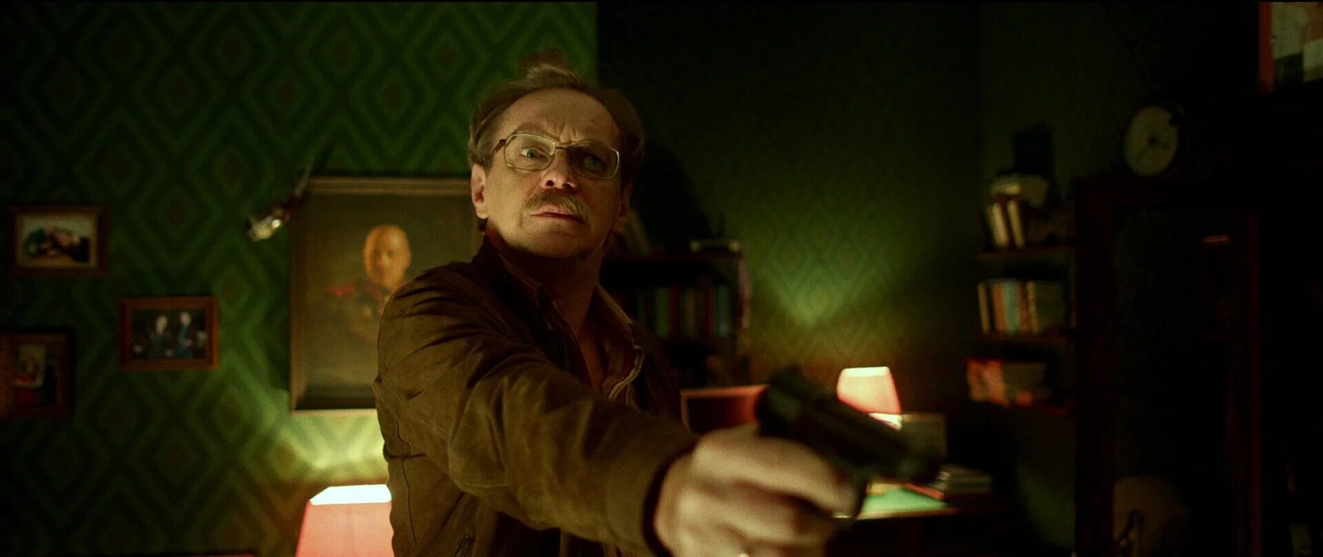 Пап сдохни. Пап сдохни. Дохлого папу дохлого папу. Комедии с виталием хаевым. Российские комедии 2018.