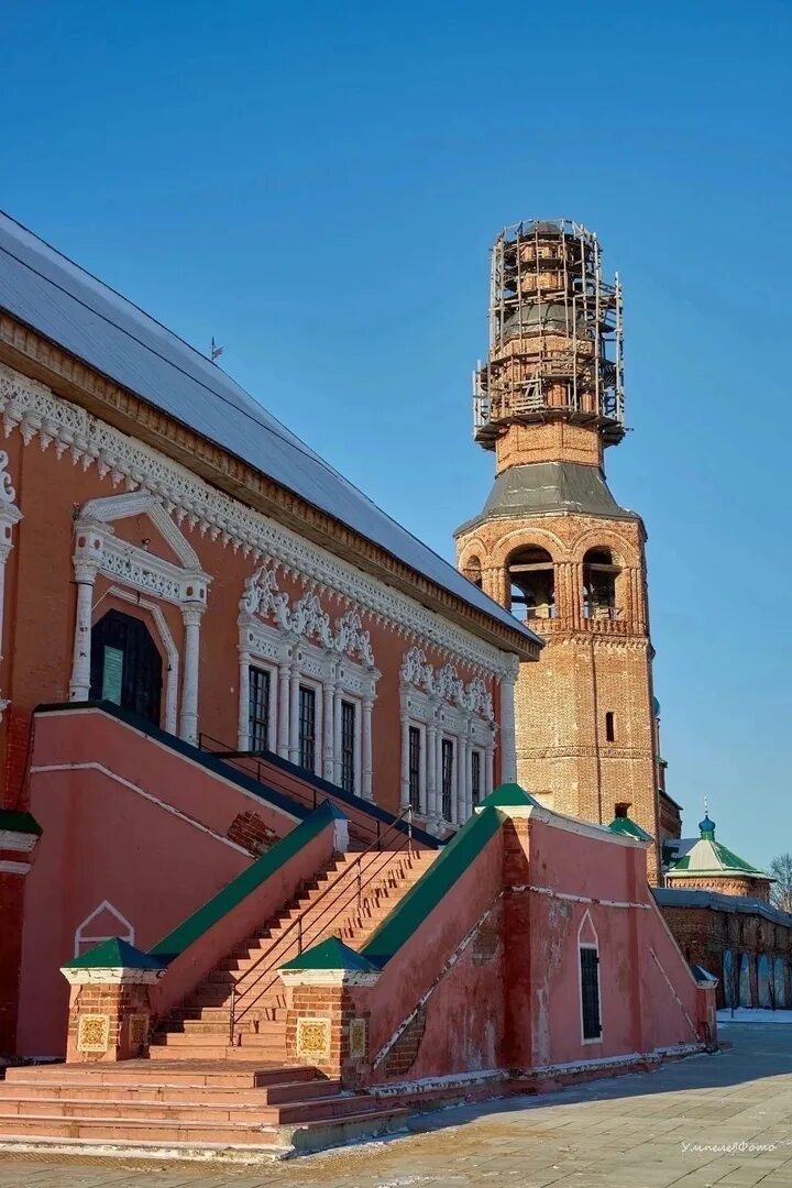 Усолье строгановых. Строгановские палаты в усолье. строгановские палаты пермский край. усолье строгановское пермский край. усолье строгановское березники.