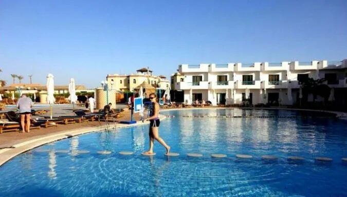 Шарм клиф. Шарм Клиф Резорт Шарм-Эль-Шейх. Отель Египет Sharm Cliff Resort 4*. Шарм Клифф Резорт 3 Шарм-Эль-Шейх. Sharm Cliff Resort 3 Египет.