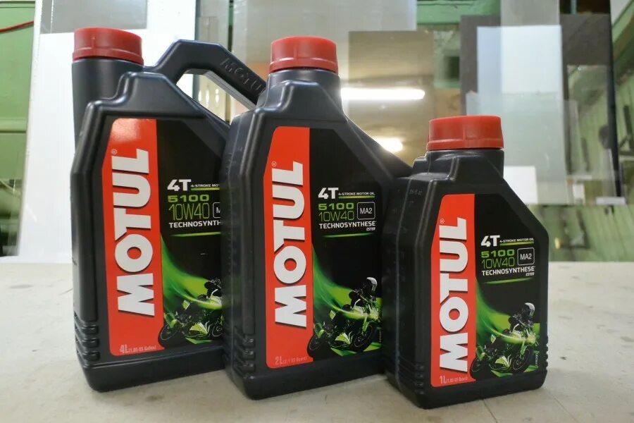 Моторное масло motul 10w 40. Motul 5100 10-40. Мотюль 10w 40 для мотоциклов 5100. Мотюль 5100 10w 40 1л. Motul 10w30 5100 оригинал.