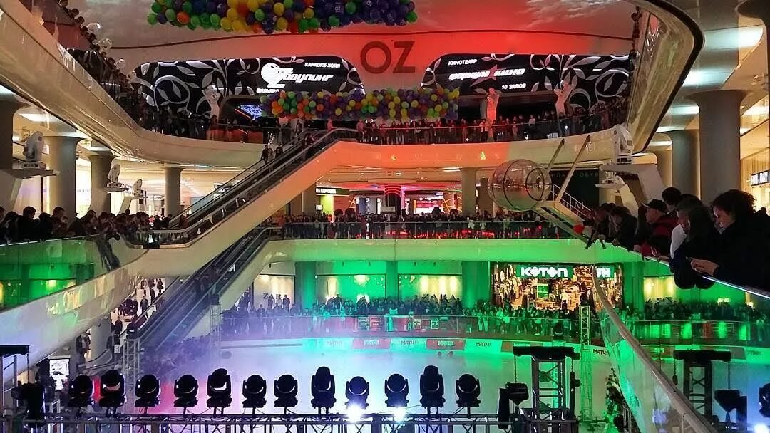 оз молл краснодар детский. оз молл детские развлечения. минополис оз молл краснодар. оз молл краснодар детская игровая площадка. развлекательный центр минополис в краснодаре для детей.
