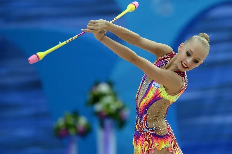 Выступление с булавами. Выступление с булавами