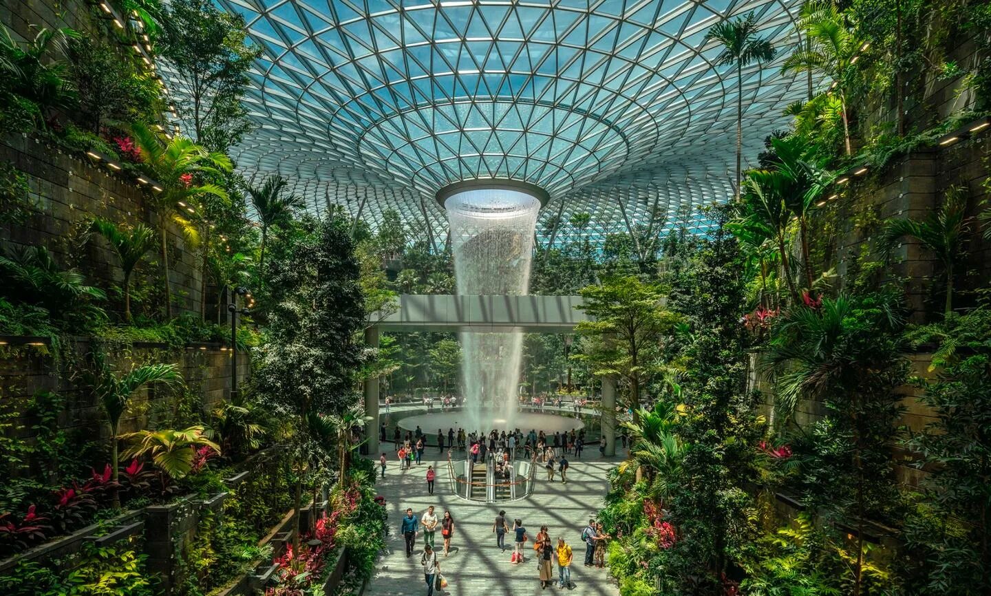 Чанги сады. Сингапурский аэропорт Чанги (Changi) архитектура. Jewel Changi Airport Моше Сафди. Аэропорт Чанги Сингапур архитектура. Singapore’s Jewel Changi Airport,.