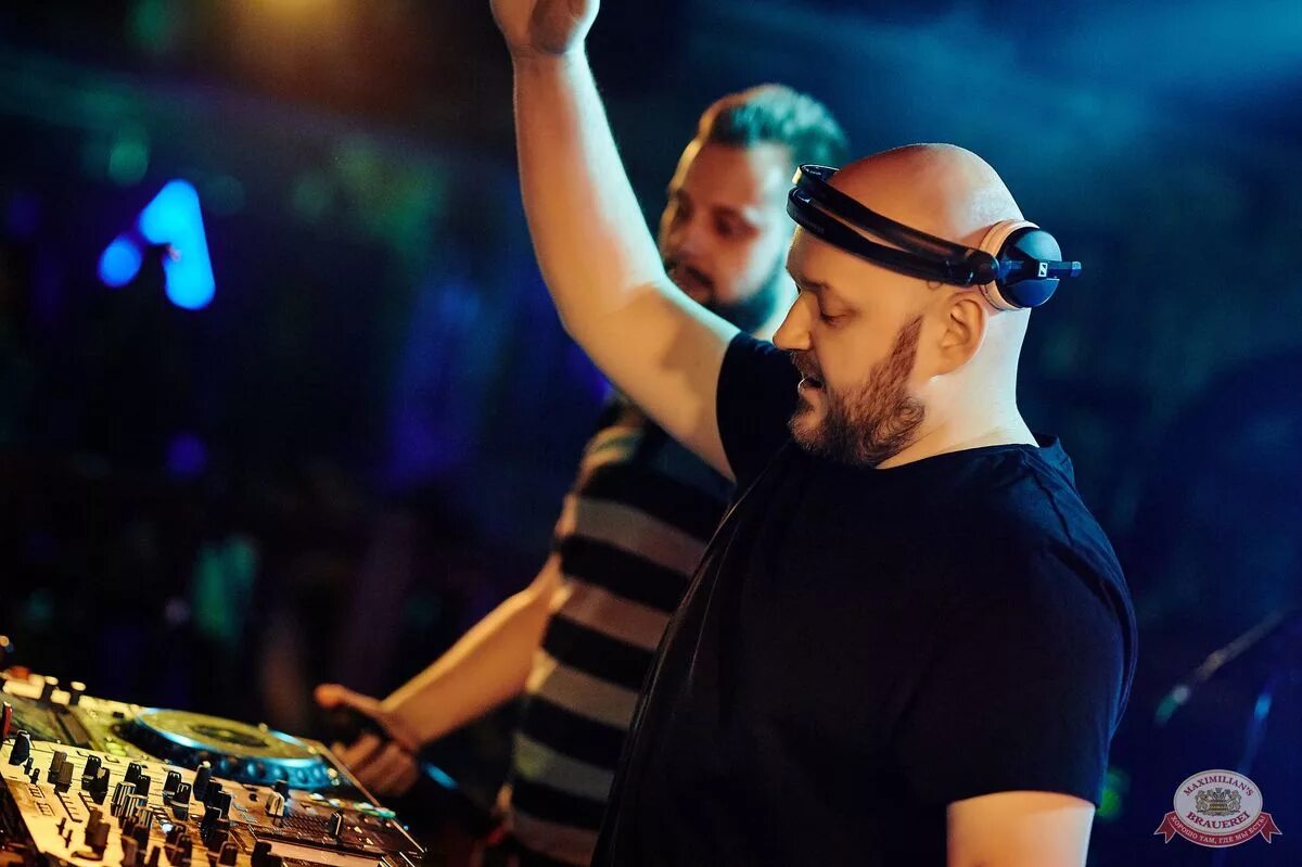 Least dj