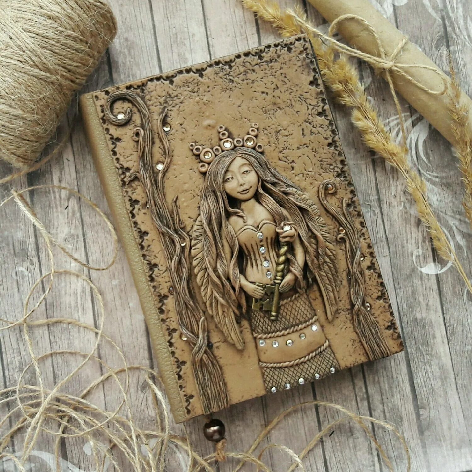 Авторская бумага ручной работы. Деревянные изделия. Изделия из древесины. Ручная работа 2021. Ручная работа.