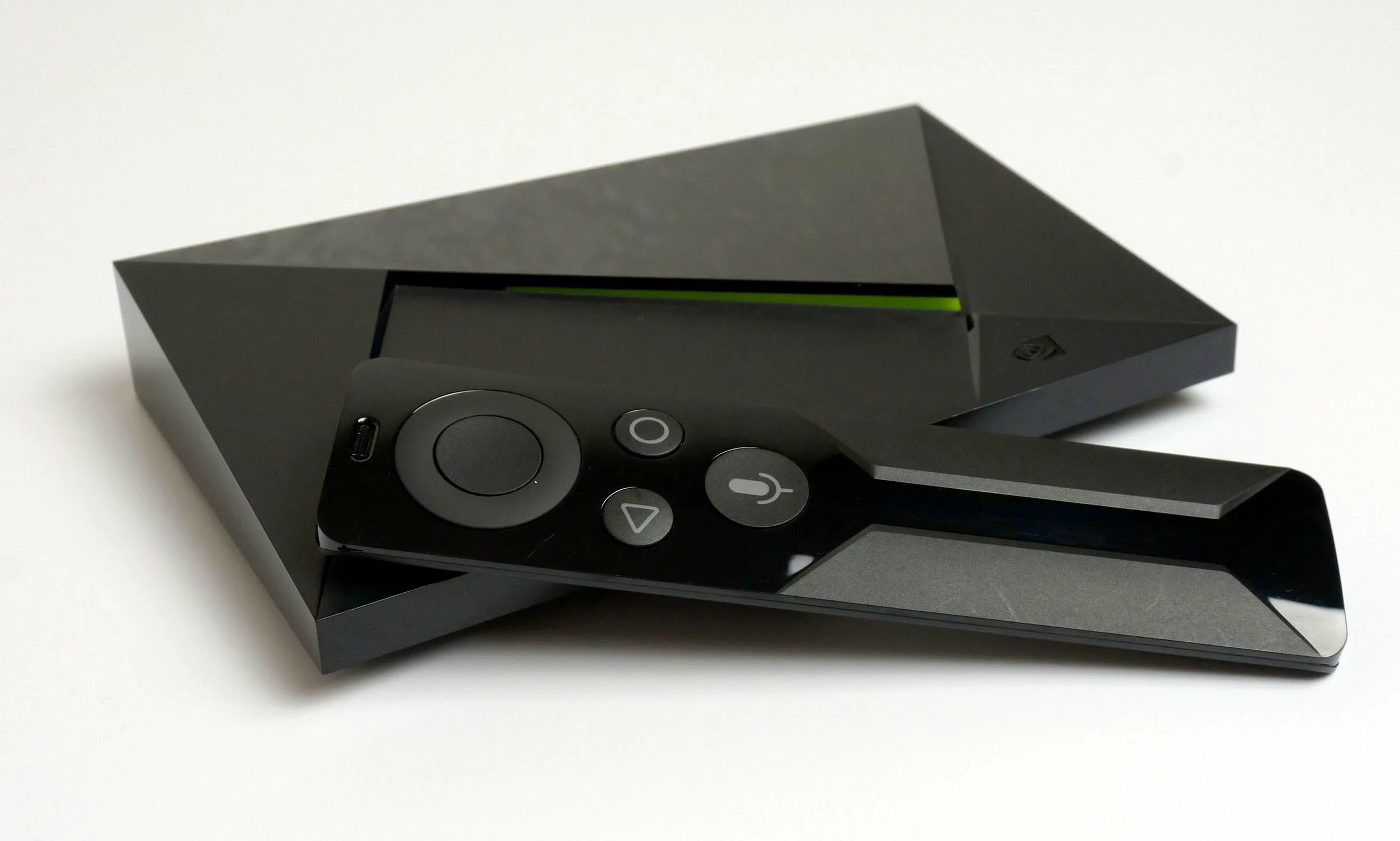 Nvidia shield медиаплеер. Nvidia shield 2017. nvidia shield tv. корпус tv shield. медиа проигрыватель nvidia.