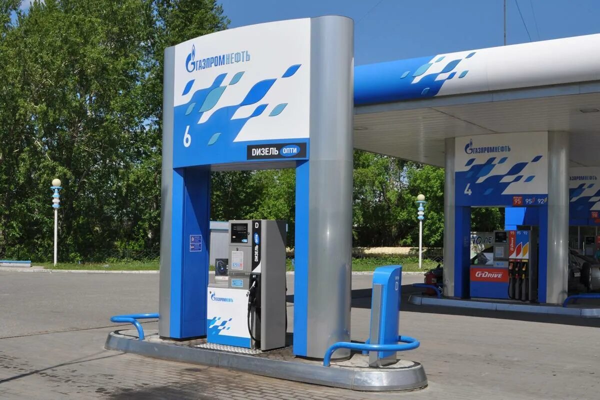 Дт омск. Газпромнефть омск. колонка газпромнефть. азгс.