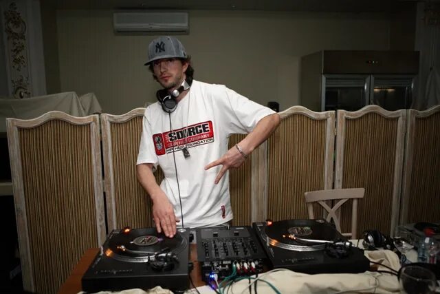 Крисми диджей. Korolova dj. Крисми диджей фото. Список диджеев. Крисми диджей.