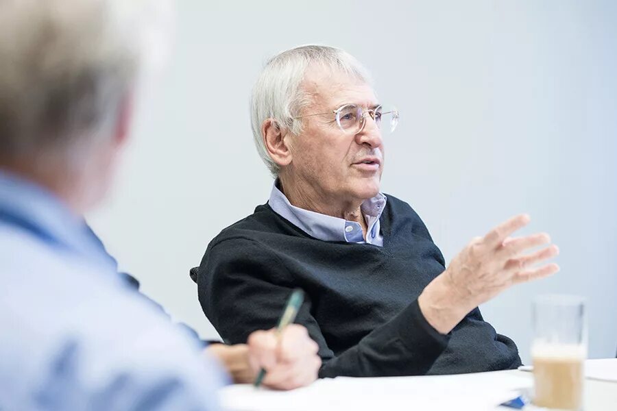 Манфред кетс де вриес. Манфред де врис. Мистика лидерства манфред. Развитие эмоционального интеллекта манфред кетс де врис. Манфред лидерство.