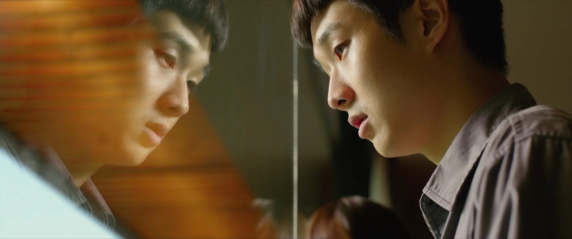 дорама паразиты на русском языке. дорама паразиты на русском языке. пон чжун хо паразиты 2019.