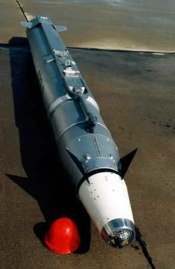Нурс с-25. Нур ракета. Блок нурс уб-32а. С-25 нар. Нур ракета.
