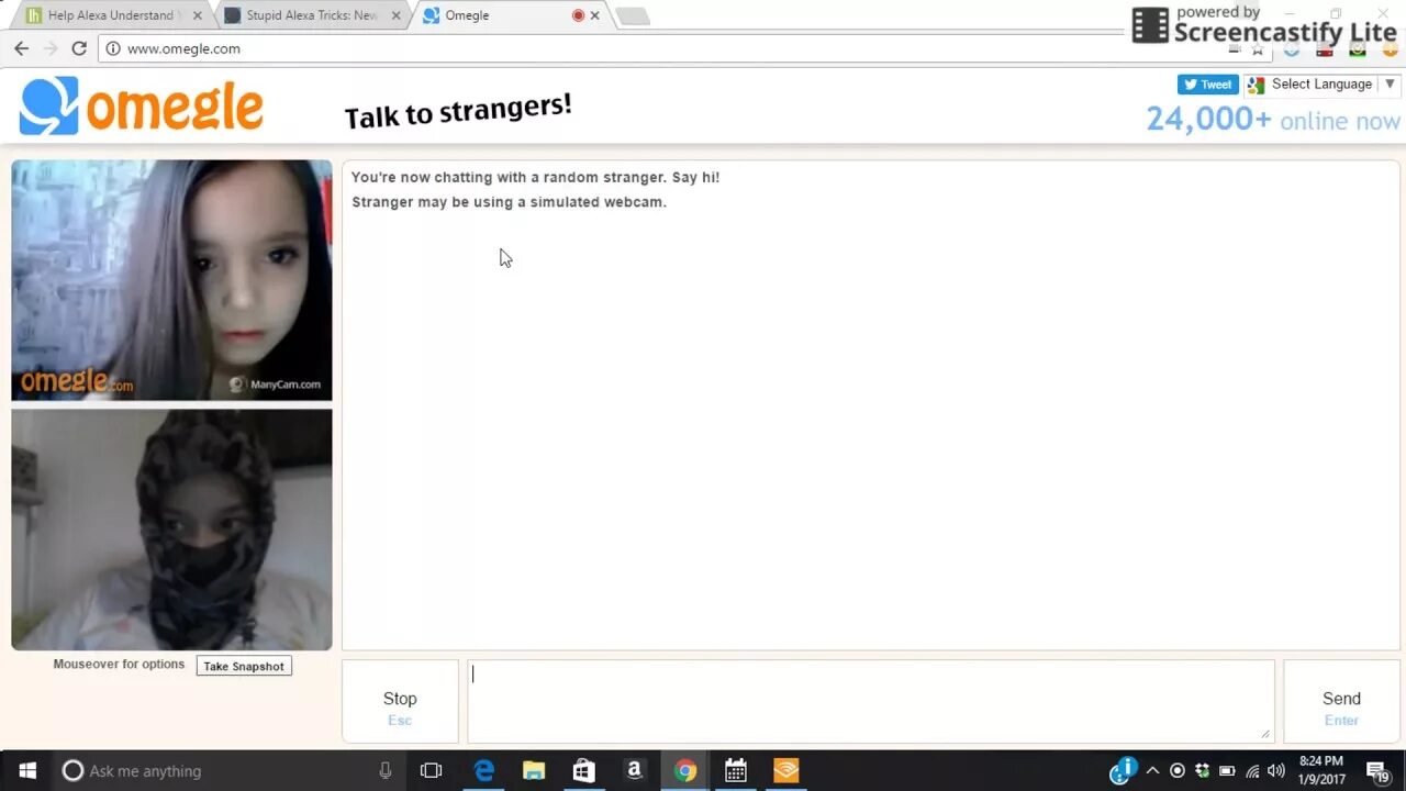 Omegle com чат. Чат. Рулетка Omegle. Omegle чат Рулетка. Чат с девушками веб камера.