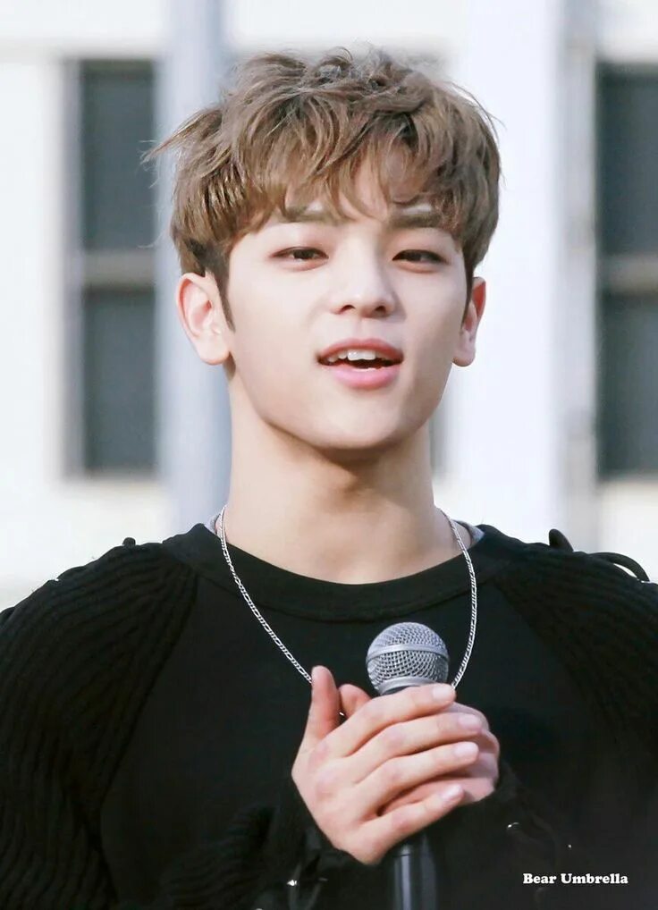 Уджин скз. Уджин из stray kids. kim woojin. уджин 2025. уджин из stray kids сейчас.