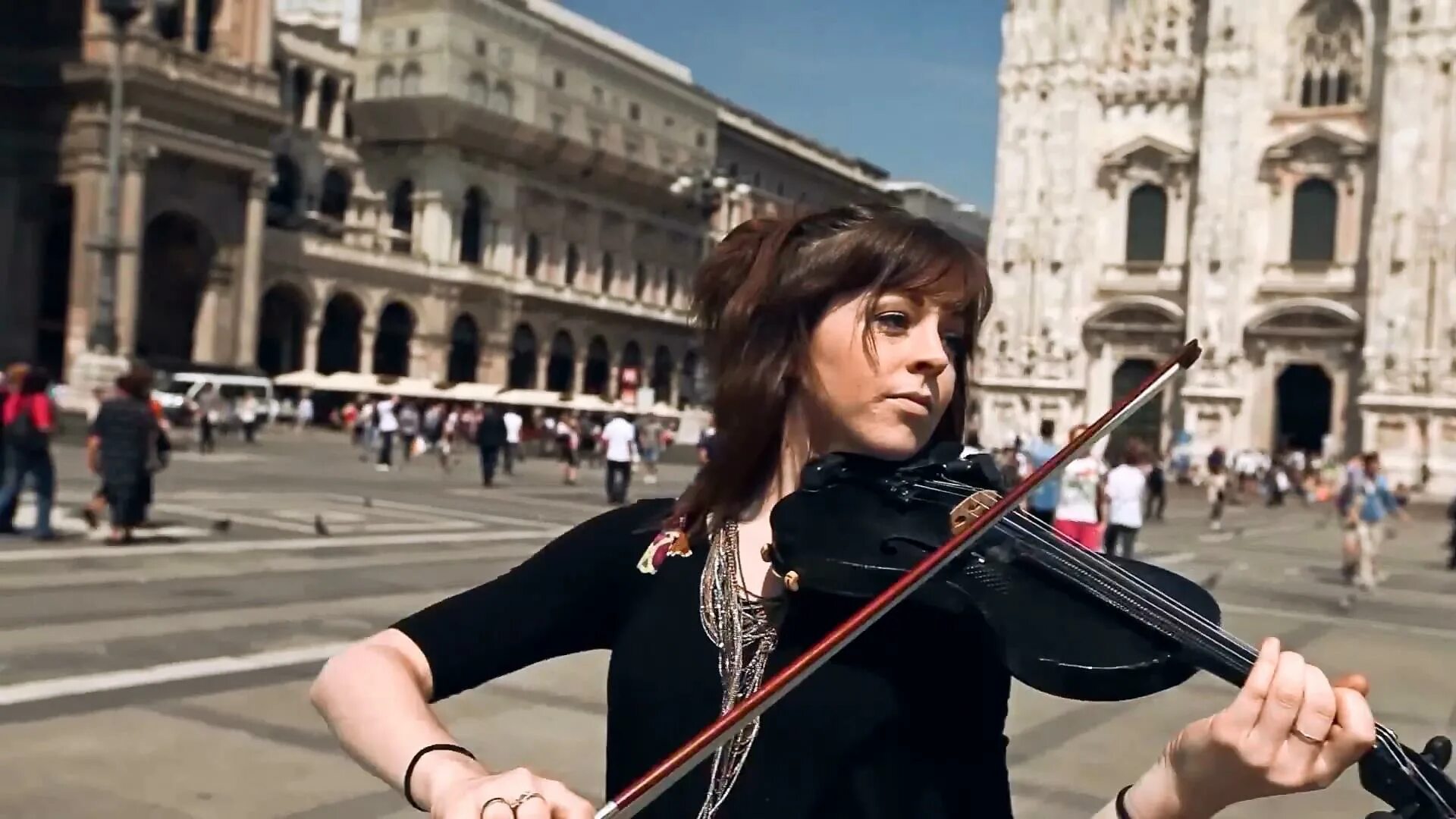 Lindsey stirling клипы. Линдси стирлинг клипы. скрипачка балерина клипы. линдси королевство. линдси стирлинг клип капсула.