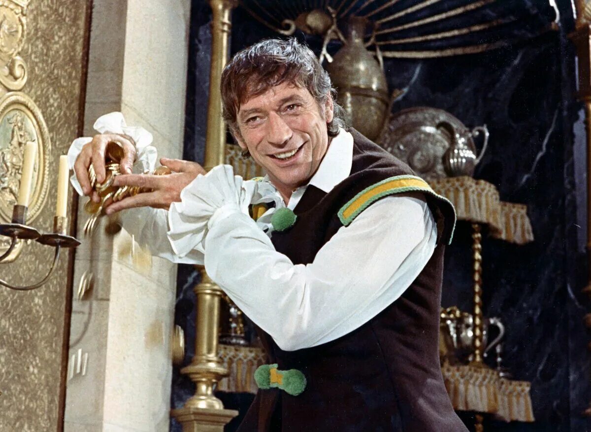 Мания 1971. Кадры из фильма мания величия с луи де фюнесом. Мания величия фильм 1971. Фильм мания величия с луи де фюнесом. Мания величия (la folie des grandeurs) 1971 постер.