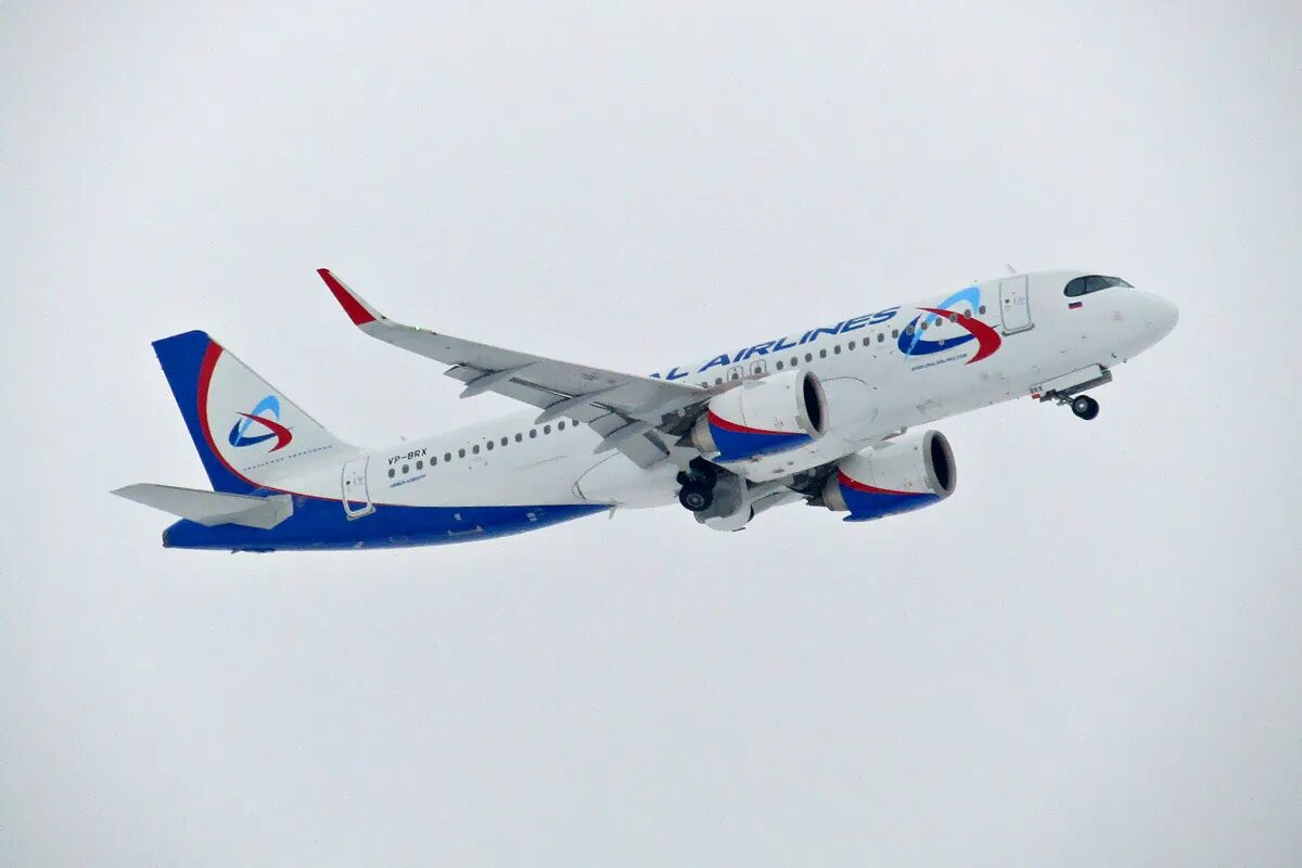 A320 уральские. Аэробус а320 нео уральские авиалинии. a321neo уральские авиалинии.