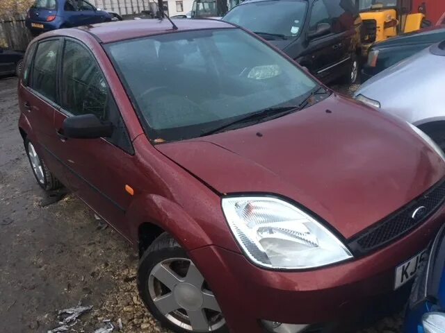 Разбираю форд фиеста. Форд фиеста мк5 (2001-2008г). Ford fiesta mk5 робот. Битая форд фиеста. Разбираю форд фиеста.