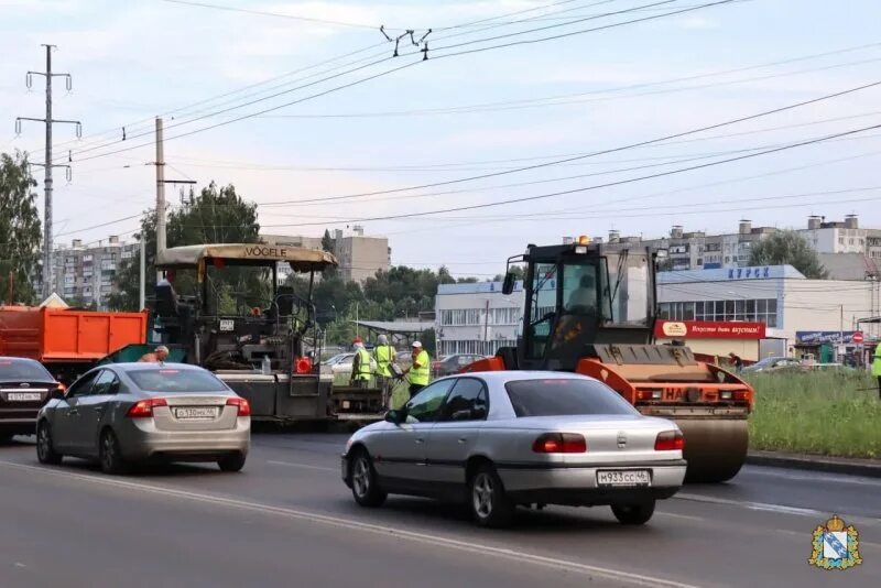 3 октября курск. Улица 50 лет октября (Курск). Остановка 50 лет октября Курск. Танк на 50 лет октября Курск. Улица 50 лет октября Курск фото.