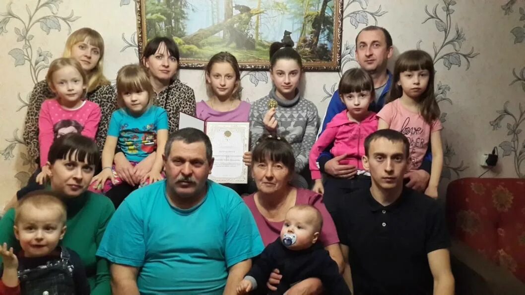 Многодетный. Многодетные 2024 июнь. Многодетные 2024 июнь. Российская семья. Многодетные 2024 июнь.