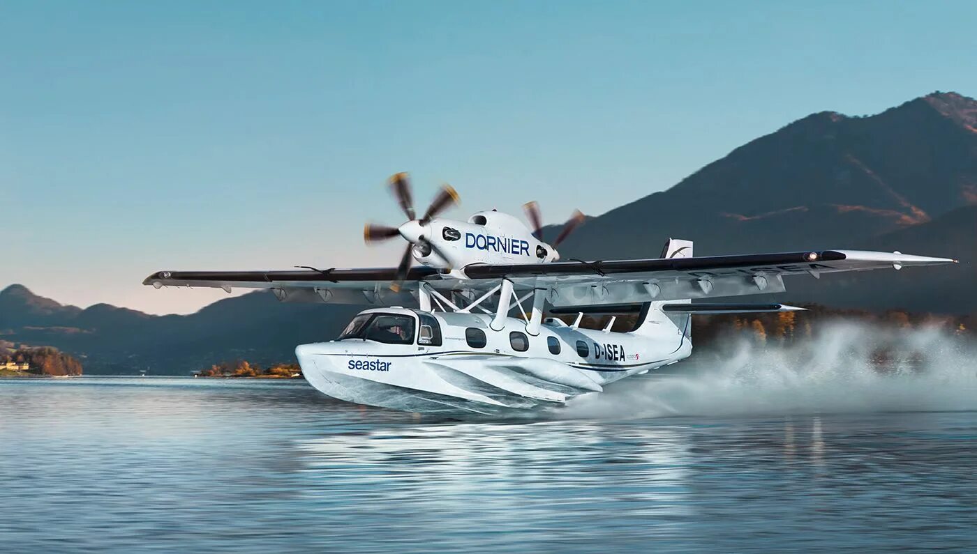 Гидросамолет идущий по воде является. Самолет dornier seastar. гидроплан dornier seastar. самолёты амфибии дорнье. гидросамолет дорнье.