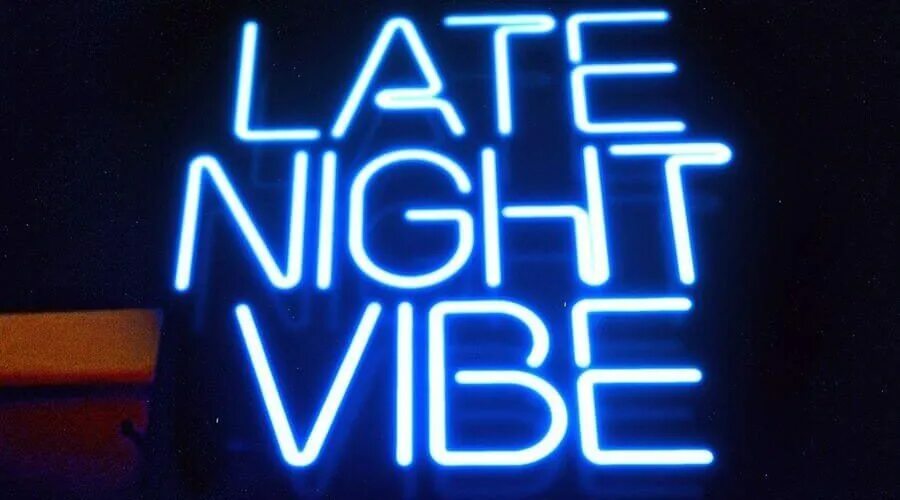 Skyfall night vibe. Night Vibe. Late Night Vibes. Vibe ночной. Vibe надпись.