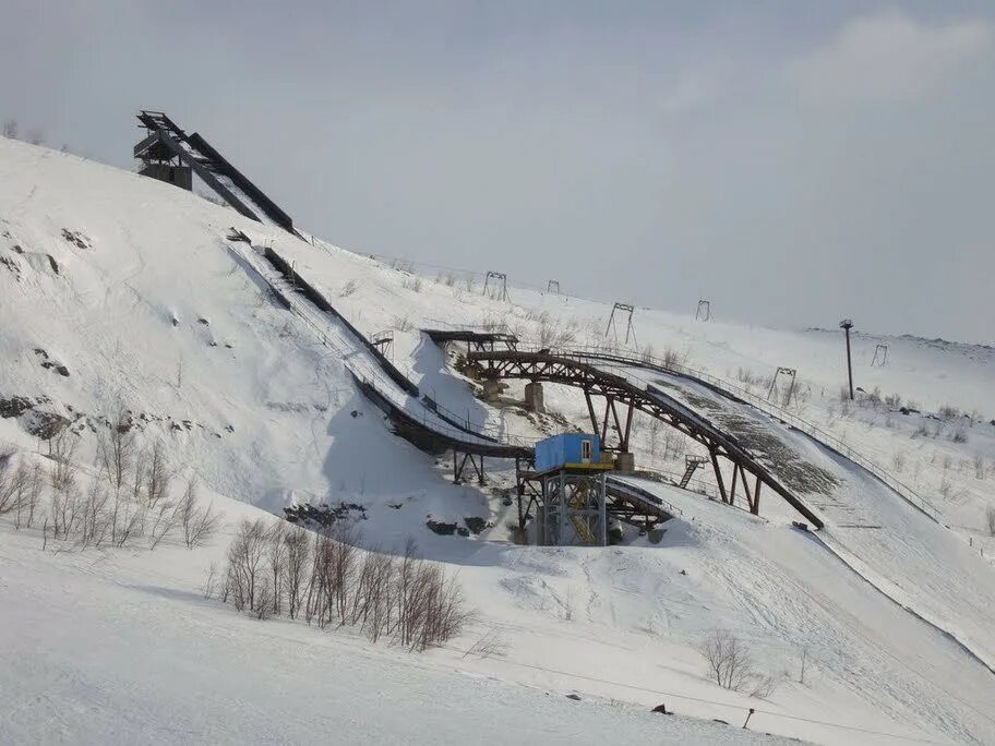 Кировск горнолыжный погода. Кировск горнолыжный курорт. Кировск Апатиты горнолыжный курорт. Кировск Мурманская область горнолыжный. Кировск горнолыжная трасса.