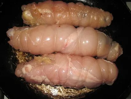 Рулет из курицы с грецкими орехами