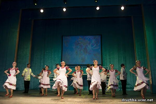 Дом творчества дружба. Глава ильинского сельского поселения угличского. Новая дружба. Фестиваль самодеятельного художественного творчества. Дом творчества дружба.