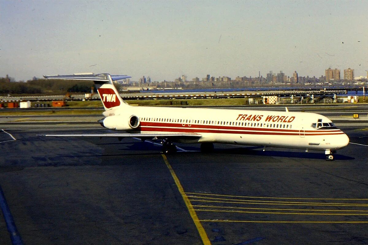 Мд 80. MD 80. Donnell Douglas MD-80 C,JRE.