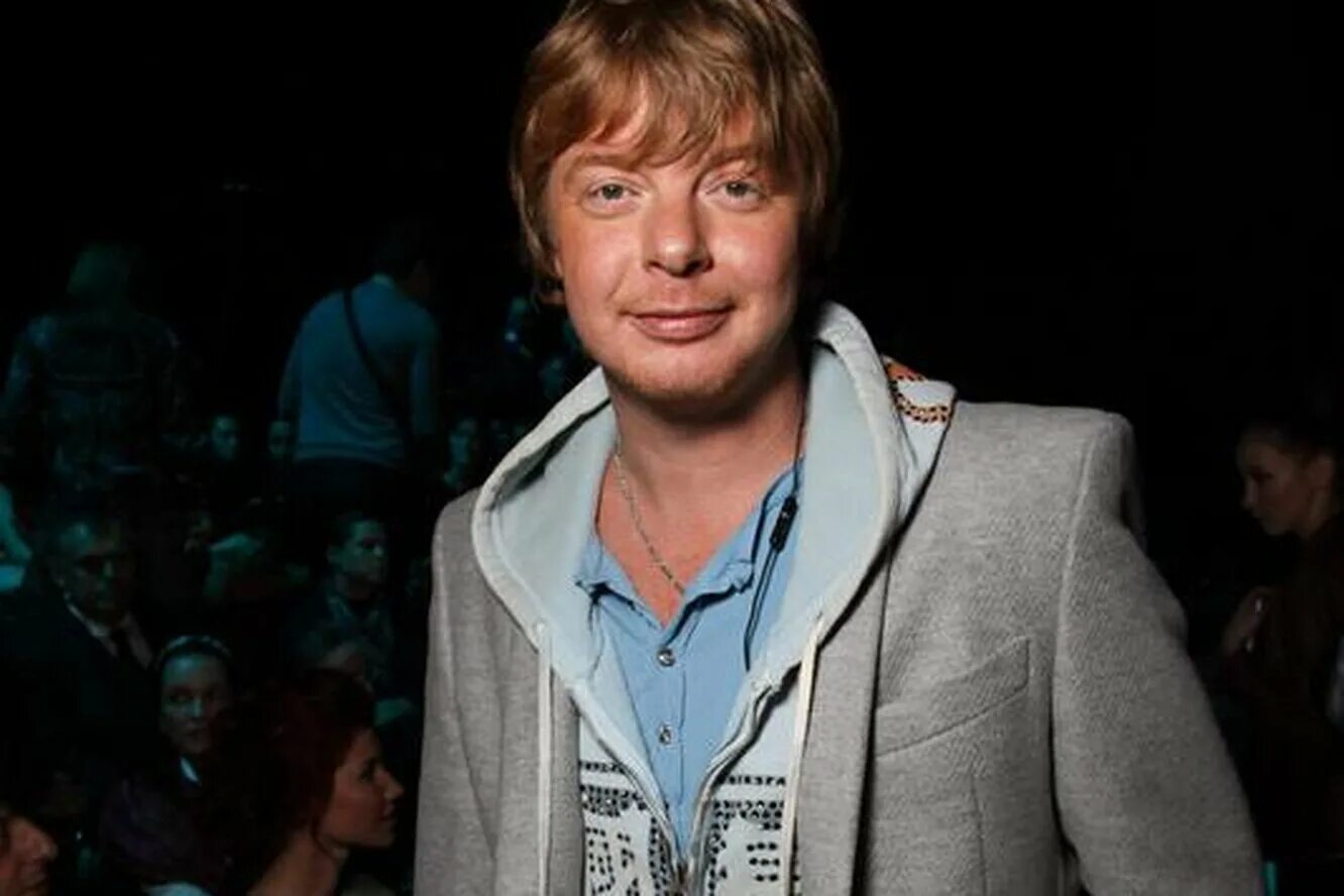 гарик богомазов - встречай новый год. андрей григорьев-аполлонов в молодости. андрей григорий аполлонов. рыжий солист. апполонов андрей иванушки.