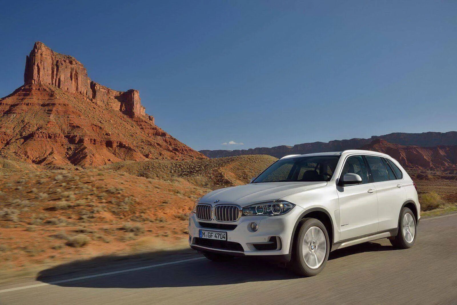 Bmw x5 e63. Bmw x5m 2015. бмв x5 белая. Bmw x5 e63. Bmw x5 f15.