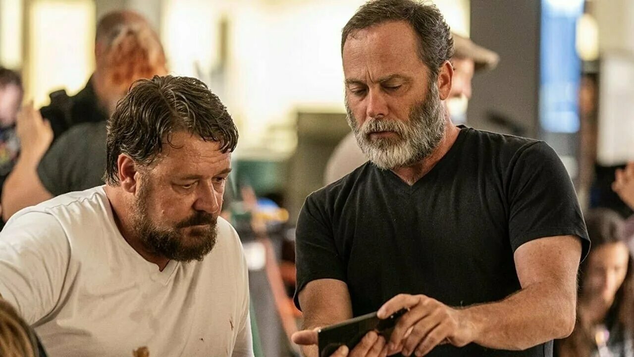 рассел кроу фильмы 2021 неистовый. рассел кроу фильмы 2021 неистовый. неистовый фото. фильм с расселом кроу 2020 неистовый. рассел кроу 2020.