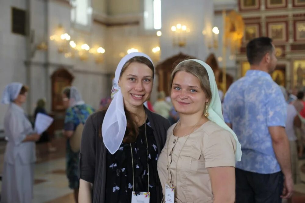 Девочки на приходе. Девочки на приходе. Образы для фотосессии. Девушка в парке. Девочки на приходе.