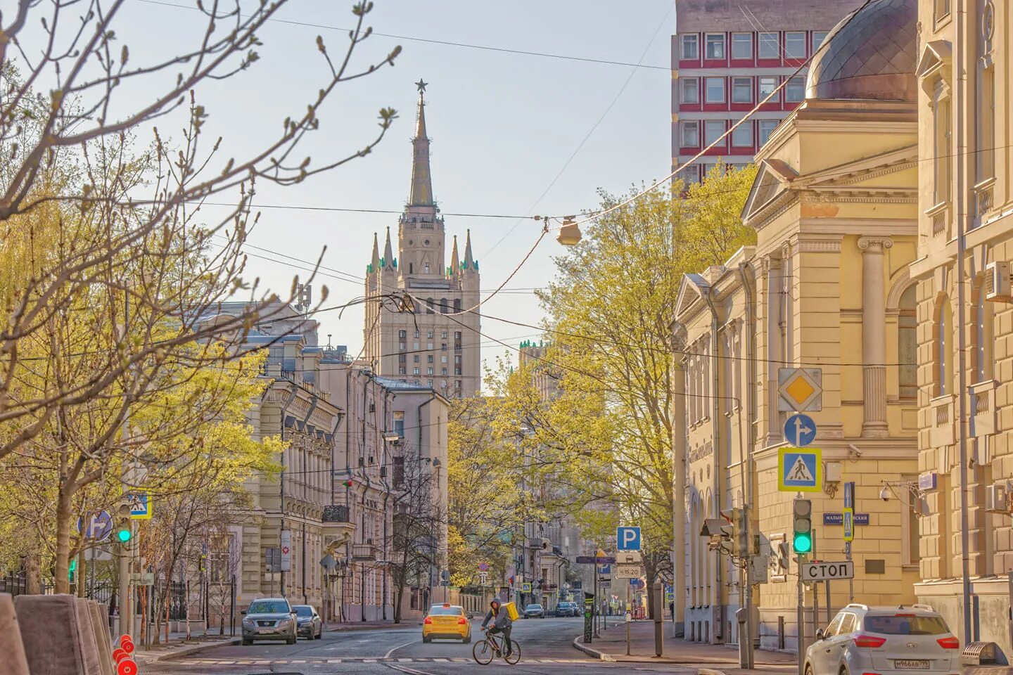 Москва прогулка домами. Поварская улица москва. москва улица воровского - поварская. арбат улица поварская. ул. воровского (поварская)..