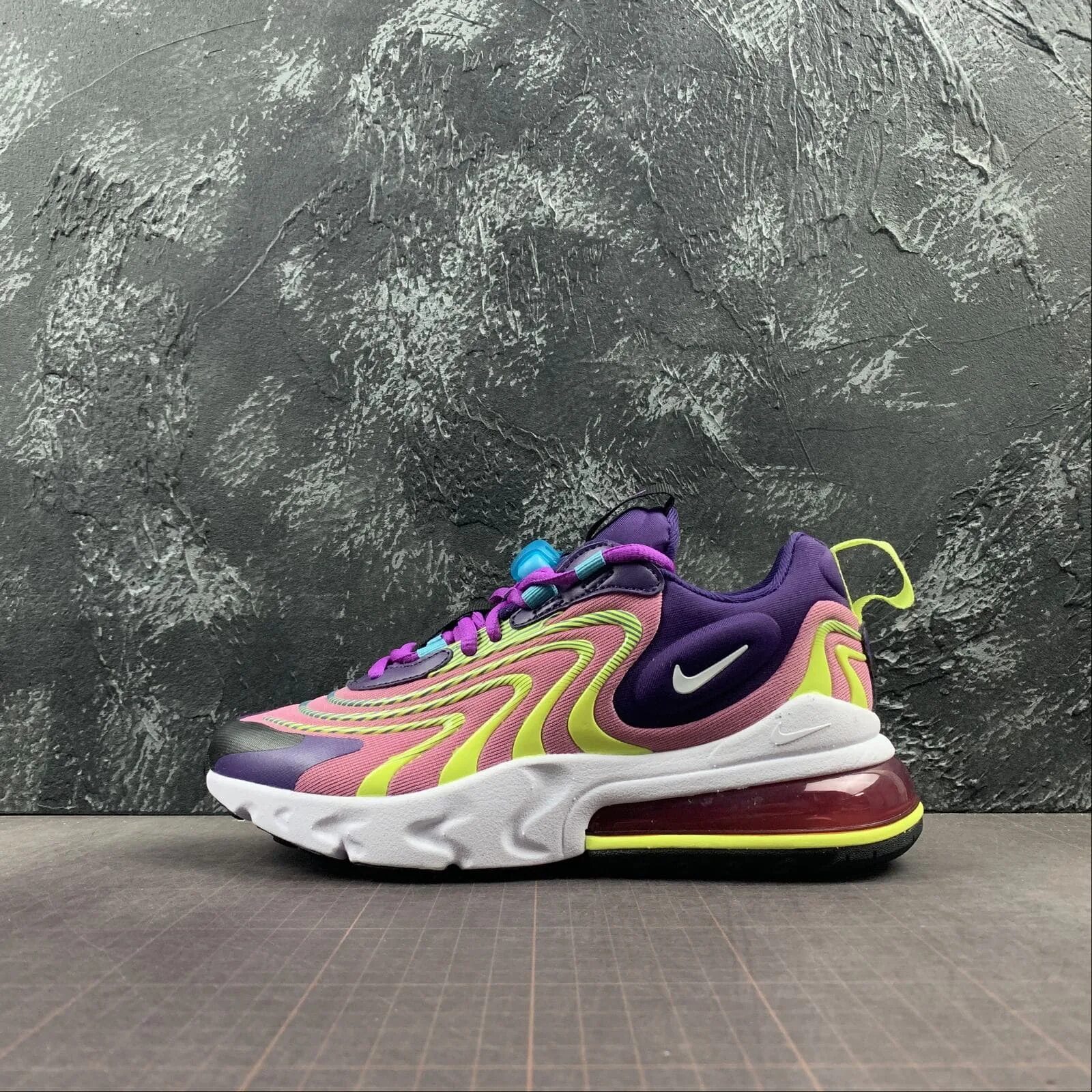 Nike Air Max 270 React. Nike Air Max 270 React Eng. Nike Air Max 270 React мужские. Кроссовки Nike Air Max 270 React Eng. Новинки кроссовок найк