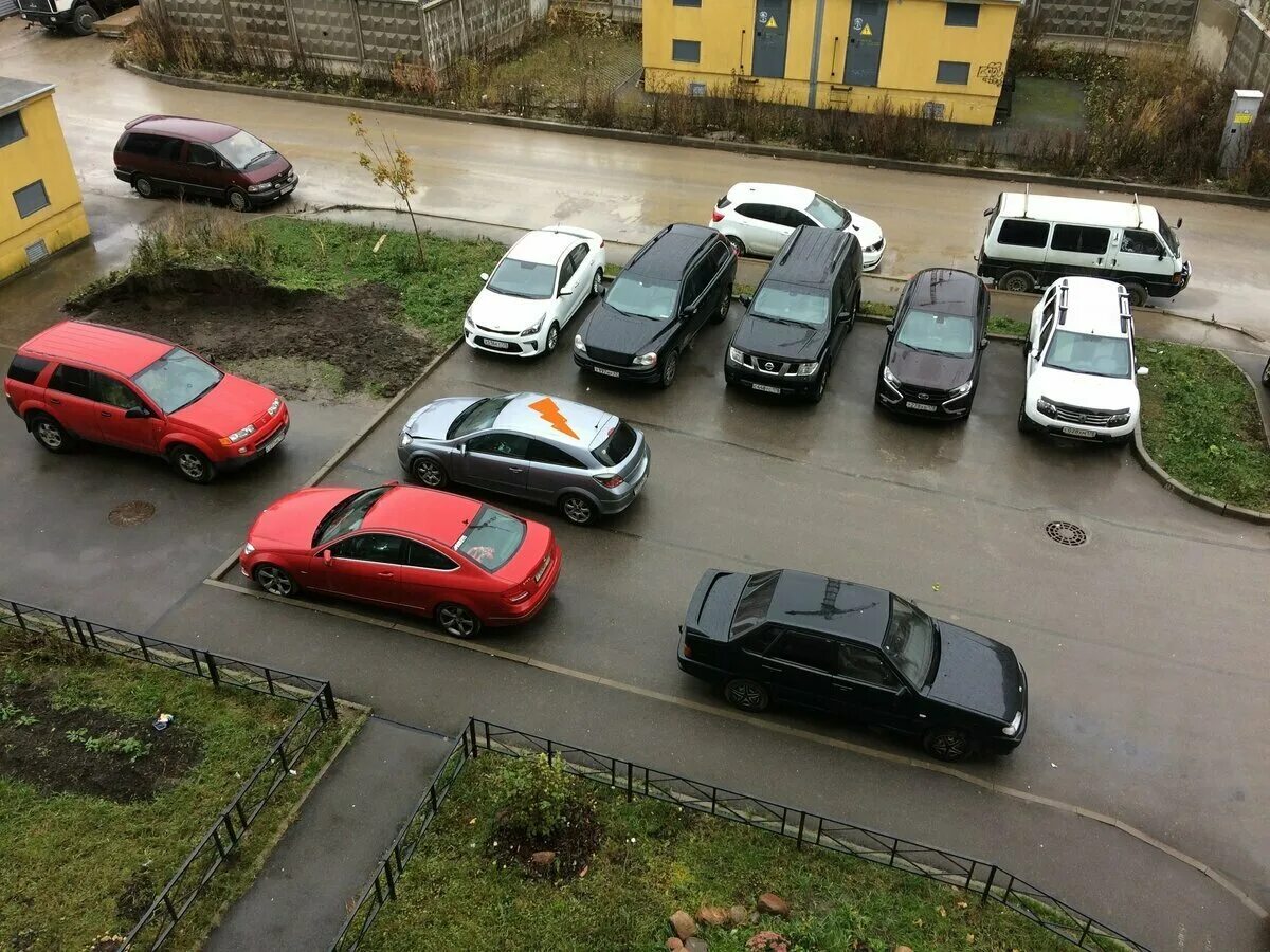 Где припарковать машину