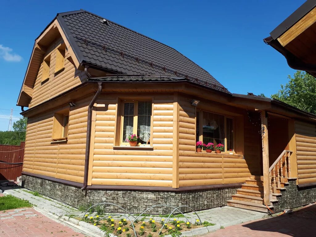Фото недорого новосибирск. Коттеджи в Академгородке Новосибирск. Дом участков Академгородок. Частный дом в Новосибирске. Коттедж Ионосферная.