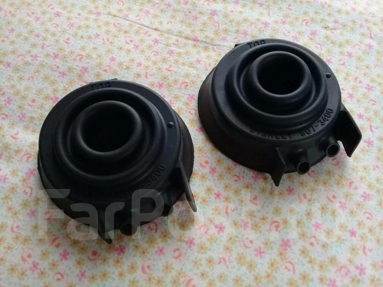 Пыльник лампы фары. Пылезащитный чехол nissan • 4852201t00. Пыльник фары лансер 9. Пыльник фары шевроле кобальт 94748262. Пыльник лампы фары.